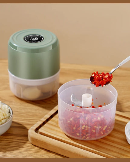 Electric Mini Garlic Chopper USB Meat Grinder - Sturdy and Durable Kitchen Tool for Crushing Garlic, Ginger, and Vegetables